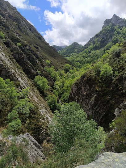 Zona de senderismo Desfiladero de los Arrudos
